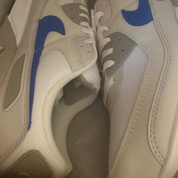 Nike Air Max 90 Brand New In Box Never Tried On - Picture 6 of 10